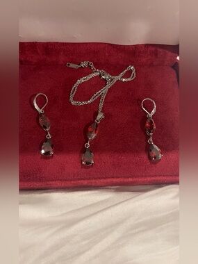 Silver Necklace and Drop Earrings Set with Red Stones